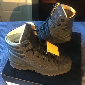 The North Face Ladies Winter Cryos Hiker Boot